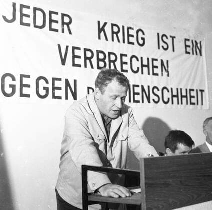 The anti war day celebrated by trade unions and other democratic organizations was the day of Hitler s entry on 1