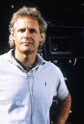 THE X-FILES, creator and executive producer Chris Carter, 1993-2018, ph: Ken Staniforth TM and Copyright ? Fox Network. All rights reserved. Courtesy Everett Collection Ref:TCDXFIL FE193 PUBLICATIONXNOTxINxCANxCHNxFRAxITAxJPNxNORxPOLxRUSxESPxUKxUSA Copyright: xx TCDXFIL FE193