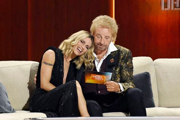 Michelle Hunziker and Thomas Gottschalk in the ZDF entertainment show Wetten, dass live from the exhibition hall in Nuremberg, 06 11 2021 Foto:xF.xKernx xFuturexImage