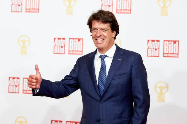 The Golden Steering Wheel 2021 Klaus Rosenfeld Chairman of the Board of Managing Directors Schaeffler AG on the red carpet at the Golden Steering Wheel award ceremony in the Axel Springer Tower in Berlin Copyright: xEventpressxGolejewskix