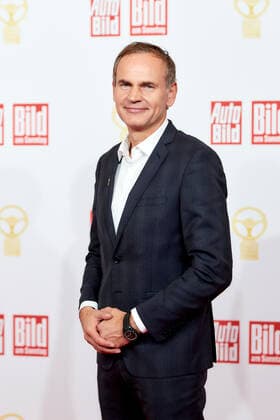 The Golden Steering Wheel 2021 Oliver Blume Chairman of the Executive Board of Dr Ing h c F Porsche AG on the red carpet at the Golden Steering Wheel awards ceremony in the Axel Springer Tower in Berlin Copyright: xEventpressxGolejewskix