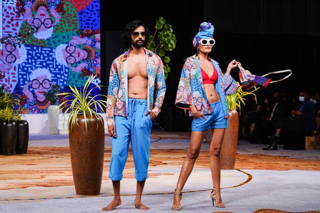 (211113) -- COLOMBO, Nov. 13, 2021 -- Models present creations during the Colombo Fashion Week (CFW) Swim Week in Colombo, Sri Lanka, on Nov. 12, 2021. The CFW Swim Week Colombo, scheduled for Nov. 12 and 13 in the national capital Colombo, will showcase works created by 11 local designers. ) SRI LANKA-COLOMBO-FASHION WEEK TangxLu