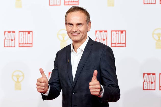 The Golden Steering Wheel 2021 Oliver Blume Chairman of the Executive Board of Dr Ing h c F Porsche AG on the red carpet at the Golden Steering Wheel awards ceremony in the Axel Springer Tower in Berlin Copyright: xEventpressxGolejewskix