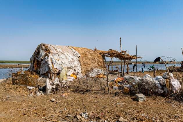 Reed house of the Marsh Arabs, Mesopotamian Marshes, Ahwar in southern Iraq, Unesco site, Iraq, Asia Copyright: imageBROKER/MichaelxRunkel iblrun07166719.jpg