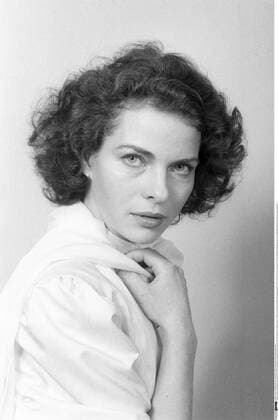 Gudrun Landgrebe actress 02 85 rag Gudrun Landgrebe on 09 February 1985 on the sidelines of Wetten, dass ZDF from Dortmund Germany German German woman television film acting TV show disguised disguise woman grandma grandmother german actress high quite neutral bw
