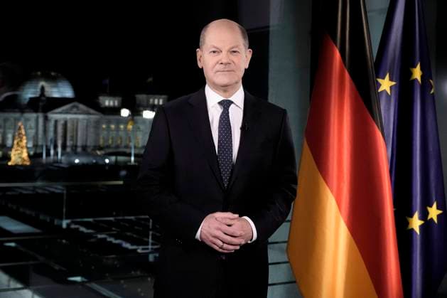 New Years speech of the Federal Chancellor Current, 31 12 2021, Federal Chancellor Olaf Scholz in the portrait with the New Years speech of the Federal Chancellor to the turn of the year 2021 2022 from the Federal Chancellery in Berlin Berlin Germany
