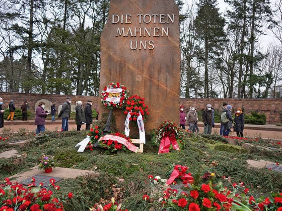 Luxemburg Liebknecht Demo 2022, Memorial of the Socialists LL Demo, Luxemburg Liebknecht Demo 2022 in Berlin Berlin GER