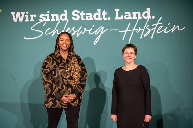 Kiel, 22 January 2022, Hybrid state party conference of Bündnis 90 Die Grünen in Schleswig Holstein Delegates finalize the state list and present the draft program for the 2022 state election Including the top team for the state election Monika Heinold and Aminata TourÃ
