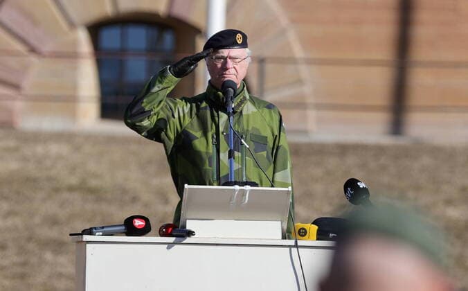 King Carl Gustaf attends a standard handover at the Life Regiment Hussars K3 in Karlsborg, Sweden, on March 07, 2022 KARLSBORG SWEDEN x9200x,  Copyright: xAdamxIhse TTx KING CARL GUSTAF KARLSBORG