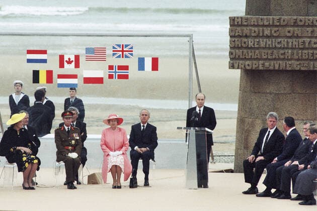 Queen Elizabeth II in France (1994) Omaha Beach, 50th anniversary of the D-Day Landings (Normandy, north-western France), 1994 06 06: international ceremony in the presence of Queen Elisabeth II, wearing a pink outfit with a matching hat, Francois Mitterrand, Edouard Balladur, Bill Clinton, Vaclav Havel, Lech Walesa and Beatrix, Queen of the Netherlands Normandy; Lower Normandy; Calvados 14 Europe; Western Europe; France Copyright: xDesfouxxJY Andia.frx 385068