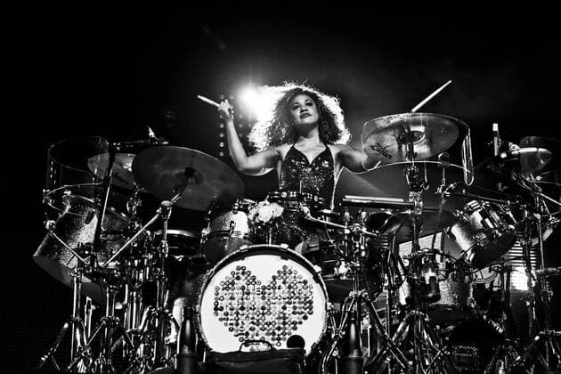 Drummer Cherisse Osei Simple Minds at a concert of the Celebrating 40 Years of Hits tour at the Halle Münsterland in Münster snapshot photography D Vorndran