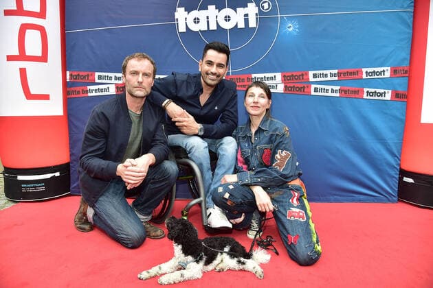 The girl who goes home alone Mark Waschke, Tan Cagler, Meret Becker with dog Taxxi premiere of the RBB Hauptstadtsender, TATORT the girl who goes home alone in the cinema Delphi in Berlin on 16 05 2022 Photopress Mueller
