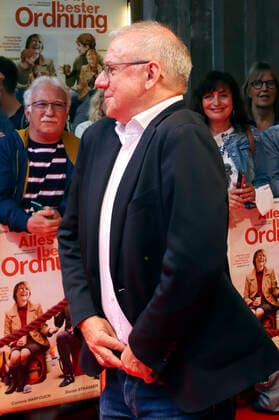 Joachim Krol at the premiere of the feature film Alles in bester Ordnung at the Lichtburg Essen, 16 05 2022 Foto:xxF.xZeisingx xFuturexImage