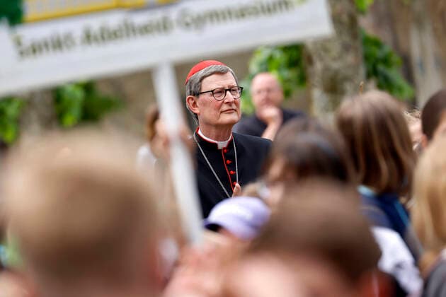 Cardinal Rainer Maria Woelki visits Altenberg Cathedral to open the pilgrimage of the archdiocesan schools to Altenberg After some time out, the cardinal is back in the archdiocese of Cologne Here he recently showed a willingness to compromise and allowed joint religious instruction by Catholic and Protestant pupils Odenthal, 17 05 2022 NRW Germany Copyright: xChristophxHardtx