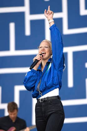 Stefanie Heinzmann live at the NDR 2 Plaza Festival 2022 at the Expo Plaza Hannover, 27 05 2022 Foto:xC.xNiehausx xFuturexImage