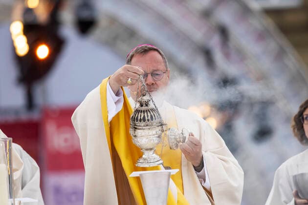 Georg Bätzing Chairman of the Catholic German Bishops Conference 102 German Catholic Day ended with Mass on the Schlossplatz in Stuttgart Accord