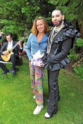 Birthday Garden Party at ChÃ¢teau POMPÖÖS Star designer Harald Glööckler and Anja Gockel on the occasion of his birthday garden party on 30 05 2022 at ChÃ¢teau POMPÖÖS Kirchheim Weinstraße 20220530MWI17956