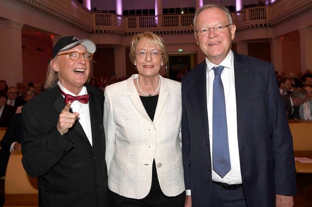 Otto Waalkes, Eske Nannen and Stephan Weil at the award ceremony of the Lower Saxony State Prize 2022 to Eske Nannen and Otto Waalkes at the Hannover Congress Centrum Hannover, 22 06 2022 Foto:xC.xNiehausx xFuturexImage