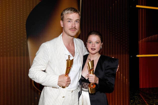 German Film Award 2022 Albrecht Schuch with Jella Haase at the party at the Lola German Film Award 2021 ceremony at the Palais am Funkturm in Messe Berlin Copyright: xEventpressxGolejewskix
