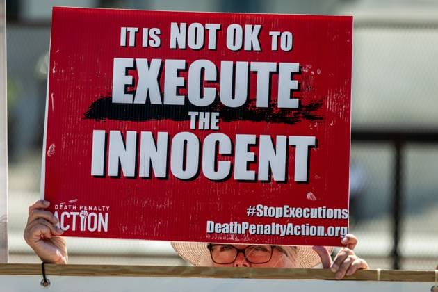 Protest to abolish the death penalty The first day of a fast and vigil at the Supreme Court to abolish the death penalty. Death Penalty Action holds the annual event from June 29 - July 2, the anniversaries of the Court s abolition and reinstatement, respectively, of the death penalty Washington DC United States  Copyright: xAllisonxBaileyx originalFilename: bailey-protestt220629_npial.jpg