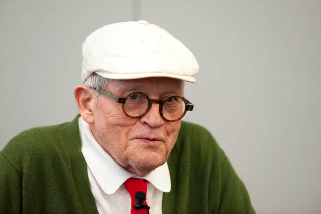 ARCHIVE PHOTO David Hockney will be 85 years old on July 8, 2022 David HOCKNEY, GBR, painter, author, artist, explains some of his works, opening press conference of the Frankfurt Book Fair on 18 10 2016 Frankfurt Book Fair 2016 from 19 10 23 10 2016 in Frankfurt am Main Germany a