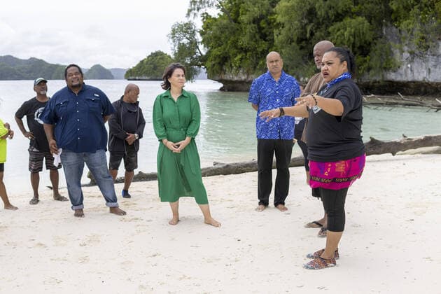 Annalena Baerbock Buendnis 90 Die Gruenen , German Foreign Minister, visits the island state of Palau Here on the island of Ngkesill Rock Island Palau Copyright: xThomasxImo photothek.netx