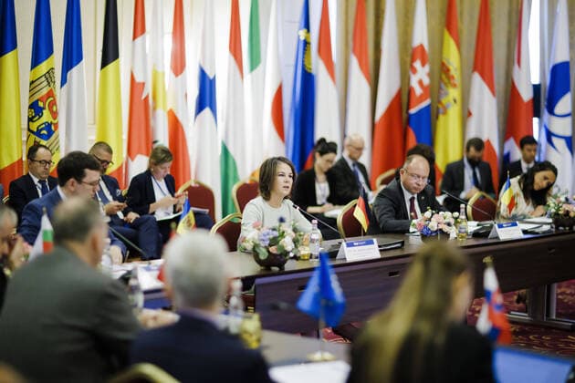 Annalena Baerbock Buendnis 90 Die Gruenen , Federal Minister of Foreign Affairs, speaks at the opening of the 2 Support Conference for the Republic of Moldova Bucharest, 15 07 2022 Bucharest Romania Copyright: xThomasxTrutschelx