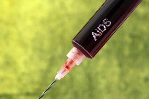 Aids in syringe concept, Aids in syringe concept, Aids in syringe concept, 01.07.2020, Copyright: xalexskopjex Panthermedia28609292.jpg