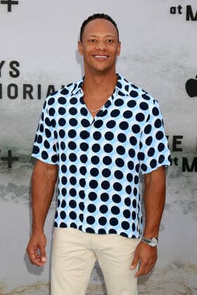 August 8, 2022, Los Angeles, CA, USA: LOS ANGELES - AUG 8: Emerson Brooks at the Five Days at Memorial TV series premiere at Diretors Guild of America on August 8, 2022 in Los Angeles, CA Los Angeles USA - ZUMAnc22 20220808_zaa_nc22_110 Copyright: xKathyxHutchinsx