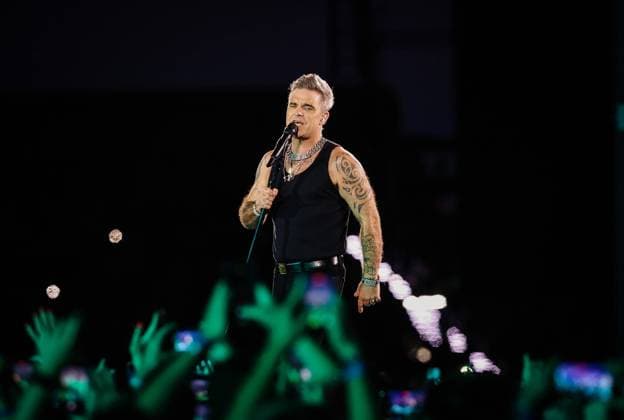 26 08 2022, Munich, GER, Bavaria Sounds, Munich, ROBBIE WILLIAMS, pictured Robbie Williams, concert,