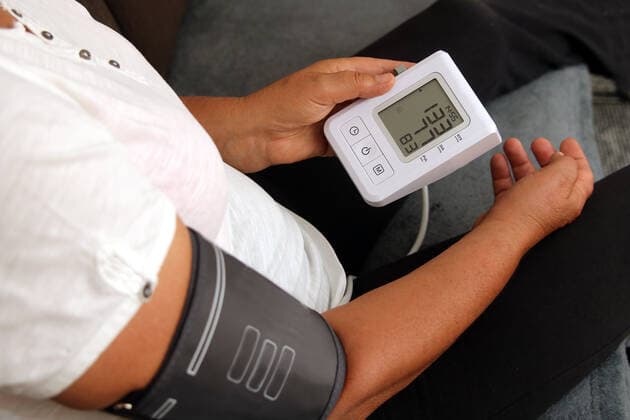 measuring,blood pressure,blood pressure meter,blood pressures,blood pressure meters h1x-hm1 ,model released, Symbolfoto