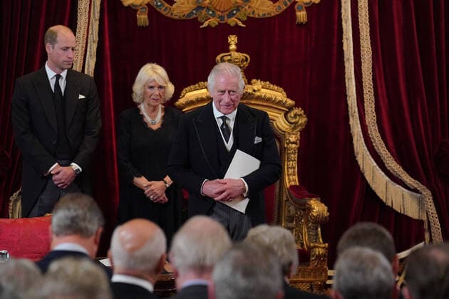 Entertainment Themen der Woche KW36 News Bilder des Tages . 10 09 2022. London, United Kingdom. King Charles III with the William, Prince of Wales and Camilla, the Queen Consort , as The King is formally proclaimed monarch at St.JamesÕs Palace in London.  xPoolx xi-Imagesx IIM-23753-0004