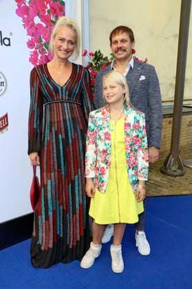 Eva Mona Rodekirchen with husband Bjorn Geske and daughter Martha Geske at the premiere of the musical Mamma Mia at Stage Theater Neue Flora Hamburg, 11 09 2022 Foto:xgbrcix xFuturexImage