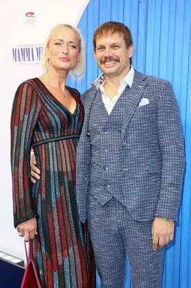 Eva Mona Rodekirchen with husband Bjorn Geske at the premiere of the musical Mamma Mia at Stage Theater Neue Flora Hamburg, 11 09 2022 Foto:xgbrcix xFuturexImage