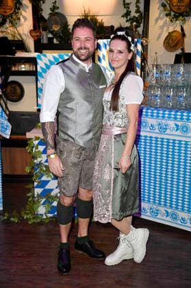 Felix von Jascheroff with girlfriend Alexandra Sophie at the tapping of the Oktoberfest 2022 at the Hofbräu Berlin Berlin, 17 09 2022 Foto:xN.xKubelkax xFuturexImage