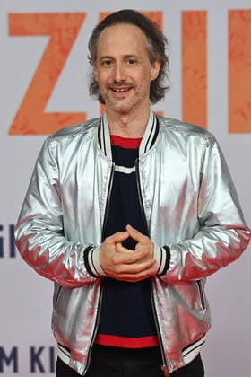 Michael OSTROWSKI actor, single image, cut single image, half figure, half figure film premiere TAUSEND ZEILEN on 21 09 2022 in the ARRI cinema in Munich