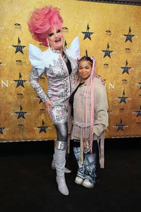 Olivia Jones and Zoe Wees at the premiere of the musical Hamilton at the Operettenhaus Hamburg, 06 10 2022 Foto:xgbrcix xFuturexImage