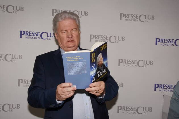 Sigmund Gottlieb Author Munich 10 10 2022 Press Club Munich Press Talk with Sigmund Gottlieb Book Presentation SO NOT Munich