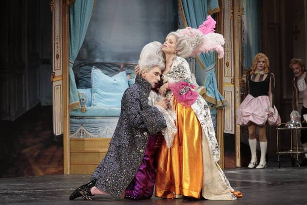 Germany, Berlin, Komödie am Kurfürstendamm im Schiller Theater, photo rehearsal of MARIE ANTOINETTE oder Kuchen für alle by Peter Jordan, reviewed and completed by Leonhard Koppelmann, directed by Peter Jordan and Leonhard Koppelmann, stage Stefanie Bruhn, costume Barbara Aigner, music Philipp Haagen with Anna Thalbach, Alexander Simon, Annika Kuhl, Ma