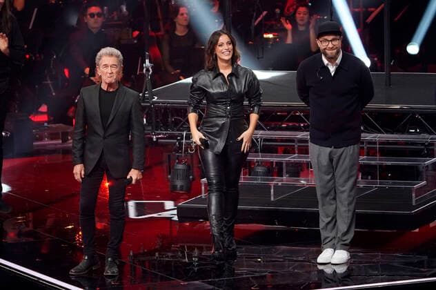 Peter Maffay, Stefanie Kloß and Mark Forster in the semi-finals of the 12 season of the casting show The Voice of Germany 2022 in Studio Berlin Adlershof Berlin, 28 10 2022 Foto:xT.xBartillax xFuturexImage