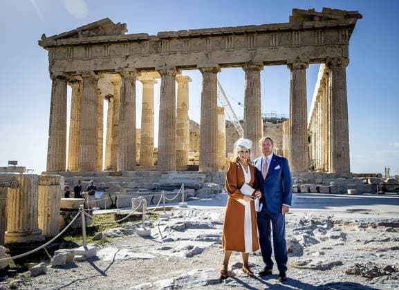 2022 10 31 14 00 33 ATHENS King Willem Alexander and Queen Maxima pay a visit to the Acropolis, during which the Erechtheion and the Parthenon were visited during a walk The royal couple is on a three day visit to Greece ANP SEM VAN DER WAL netherlands out belgium out  Copyright: xx x457012152x originalFilename: 457012152.jpg