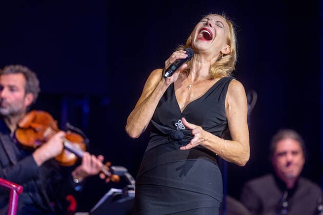 Ute Lemper Ute Lemper sings her program Songs from the broken Heart Sonneberg Thuringia GERMANY at the 36 Internationale Sonneberger Jazztage in the Gesellschaftshaus