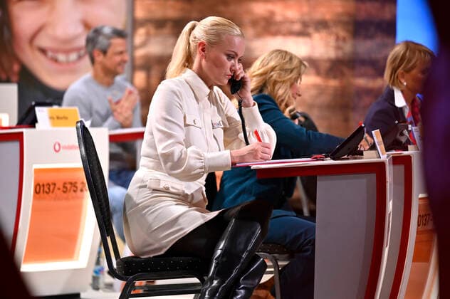Franziska Knuppe at the 27 RTL Spendenmarathon 2022 in Studio 8 of EMG Studios Hürth, 17 11 2022 Foto:xD.xAnoraganingrumx xFuturexImage