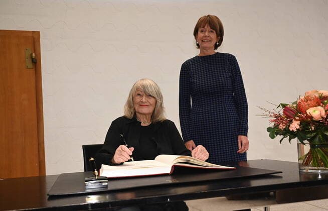 Journalist Alice Schwarzer and Lord Mayor Henriette Reker , l r, at a reception and signing of the guest book of the City of Cologne in honor of her 80th birthday