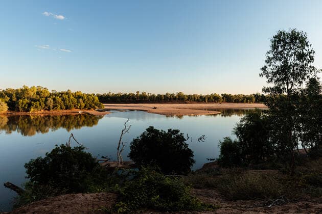 BUNUBA RANGERS, General views of the Danggu Geikie Gorge National Park on the Fitzroy River near Fitzroy Crossing in the Kimberley region of Western Australia on Saturday, October 15, 2022. Bunuba Aboriginal people are the traditional owners and are joint park managers. The Bunuba Rangers, based in Fitzroy Crossing, are an independent group established by the Bunuba Dawangarri Aboriginal Corporation (BDAC) to help manage significant central west Kimberley conservation reserves established on Bunuba country.( NO ARCHIVING, EDITORIAL USE ONLY, NO USE IN BOOKS WITHOUT CONSENT WA AUSTRALIA  Copyright: xRICHARDxWAINWRIGHTx 20221108001745506760