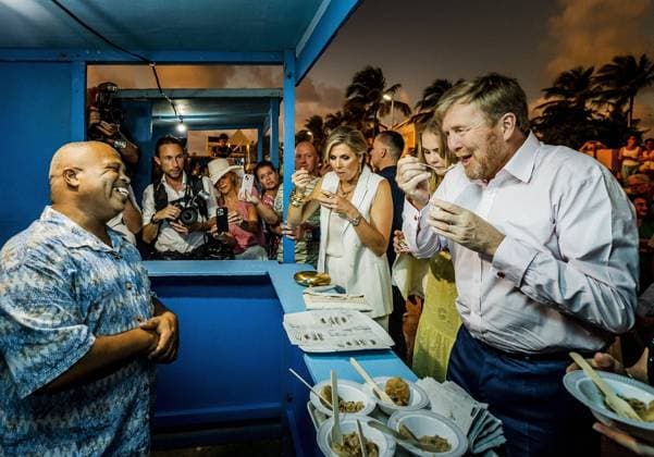 BONAIRE King Willem Alexander, Queen Maxima and Princess Amalia during the visit to the Taste of Bonaire event The Crown Princess has a two week introduction to the countries of Aruba, Curacao and Sint Maarten and the islands that form the Caribbean Netherlands Bonaire, Sint Eustatius and Saba ANP REMKO DE WAAL netherlands out belgium out  Copyright: xx x461724335x originalFilename: 461724335.jpg