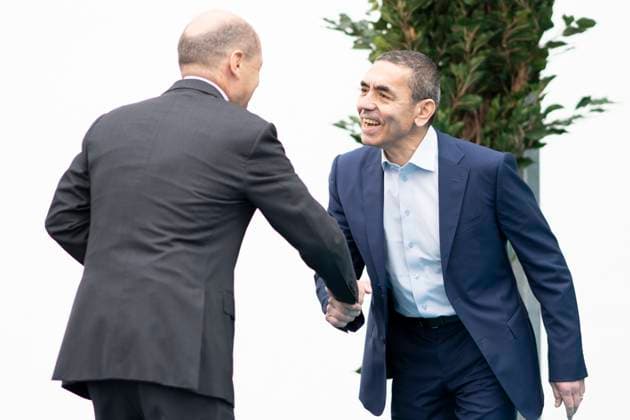 German Chancellor visits BioNTech on the occasion of the construction completion of the plasmid production in Marburg German Chancellor Olaf Scholz with Ugur Sahin, founder and CEO Biontech SE during his vi