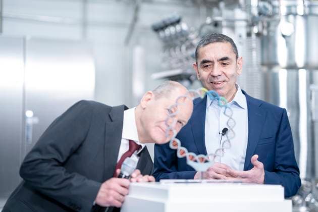 German Chancellor visits BioNTech on the occasion of the construction completion of the plasmid production in Marburg German Chancellor Olaf Scholz with Ugur Sahin, founder and CEO Biontech SE during his vi