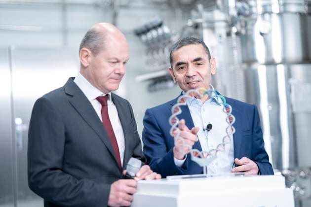 German Chancellor visits BioNTech on the occasion of the construction completion of the plasmid production in Marburg German Chancellor Olaf Scholz with Ugur Sahin, founder and CEO Biontech SE during his vi