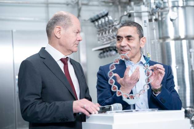 German Chancellor visits BioNTech on the occasion of the construction completion of the plasmid production in Marburg German Chancellor Olaf Scholz with Ugur Sahin, founder and CEO Biontech SE during his vi